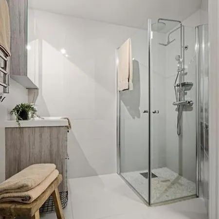 Modern In The Heart Of * Берген